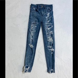 american eagle ripped jeans!!